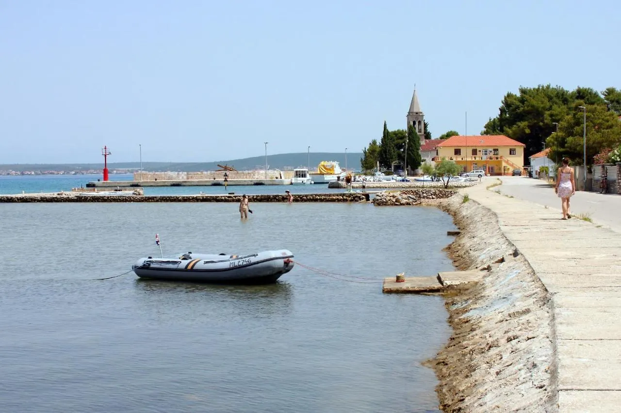 Apartments For Families With Children Zdrelac, Pasman - 8424