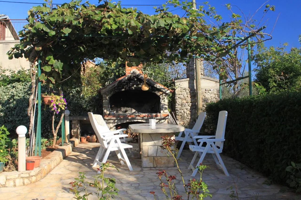 Apartments For Families With Children Zdrelac, Pasman - 8424