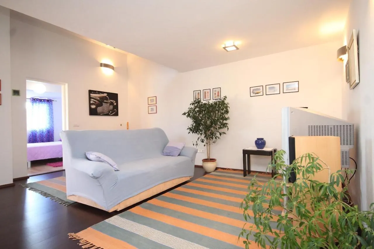 Apartments For Families With Children Zdrelac, Pasman - 8424 Ždrelac