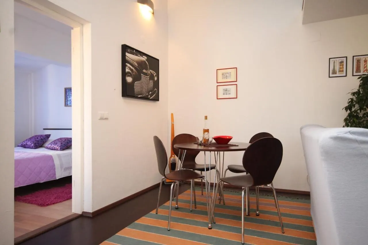 Apartments For Families With Children Zdrelac, Pasman - 8424 0*, Ždrelac